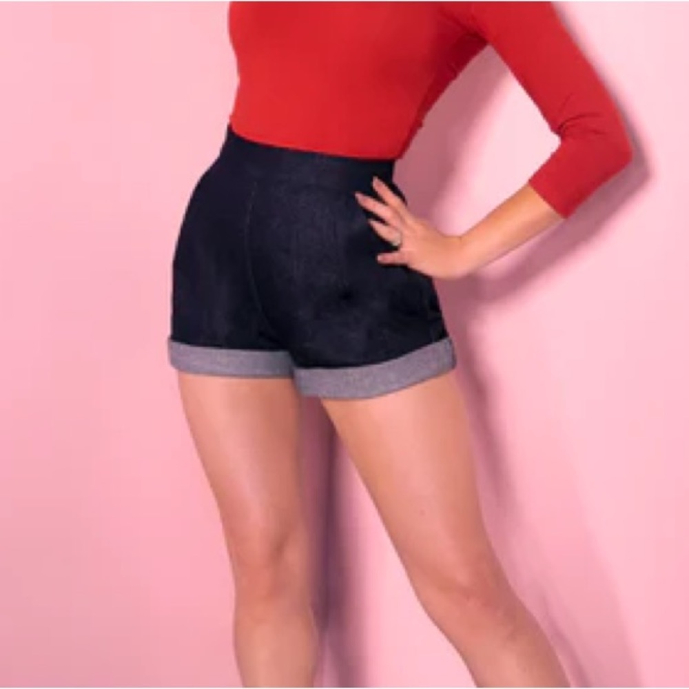 Vixen by Micheline Pitt xs denim shorts